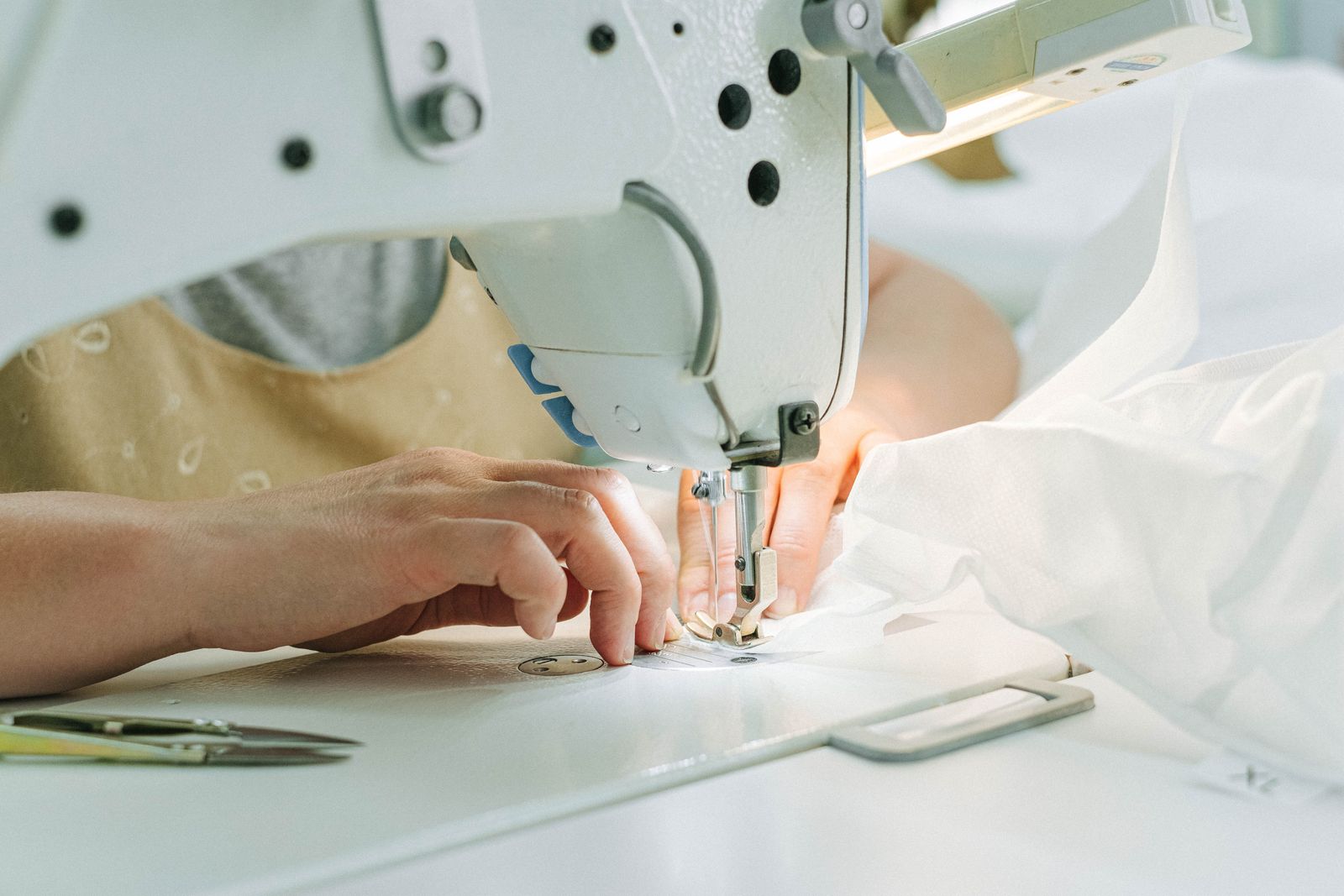 Precision tailoring — reference photograph